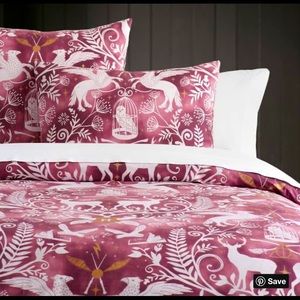 HP Patronus Damask Duvet Cover & Sham, Burgundy